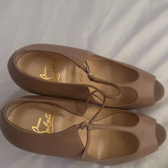 Fame platform pump - Picture 2 of 2